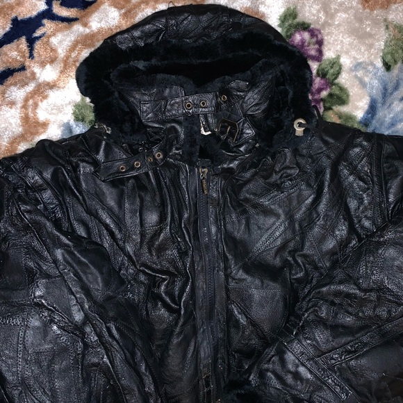 2 Leather Jackets - Picture 8 of 11